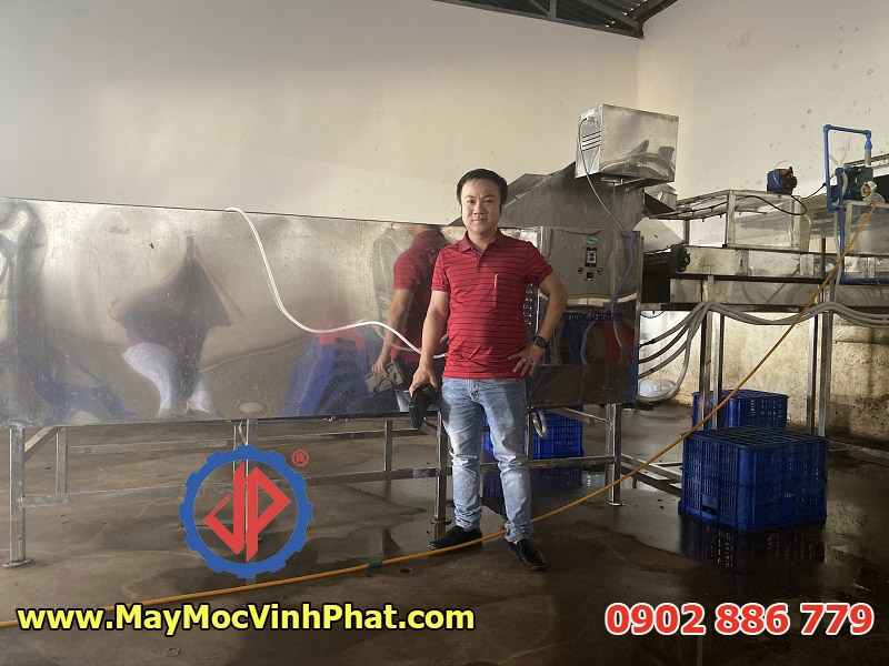 Vĩnh Phát lắp đặt dây chuyền máy rửa chanh dây tại nhà máy ở Lâm Đồng